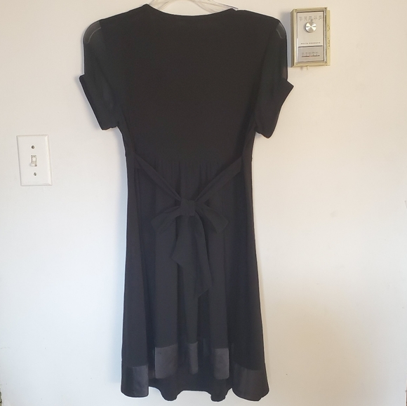 Black Dress - Picture 6 of 6